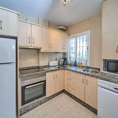 Pura - Private Jacuzzi & Heated Pool Nerja