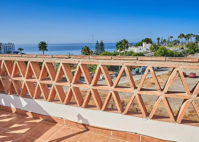 Pura - Private Jacuzzi & Heated Pool