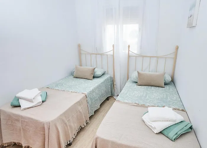 Pura - Private Jacuzzi & Heated Pool Holiday home Nerja