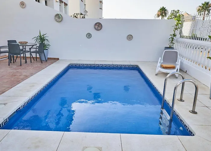 Holiday home Pura - Private Jacuzzi & Heated Pool *