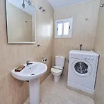 Dom wakacyjny Pura - Private Jacuzzi & Heated Pool Nerja