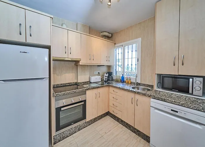 Pura - Private Jacuzzi & Heated Pool Nerja