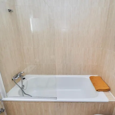Дом отдыха Pura - Private Jacuzzi & Heated Pool Нерха